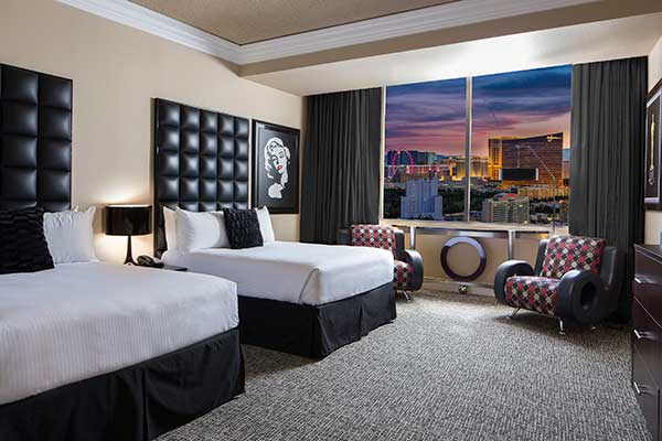 1 King Signature Room